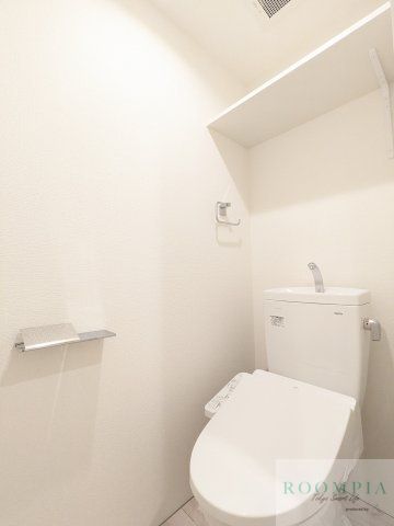 トイレ　※同タイプの別のお部屋です。