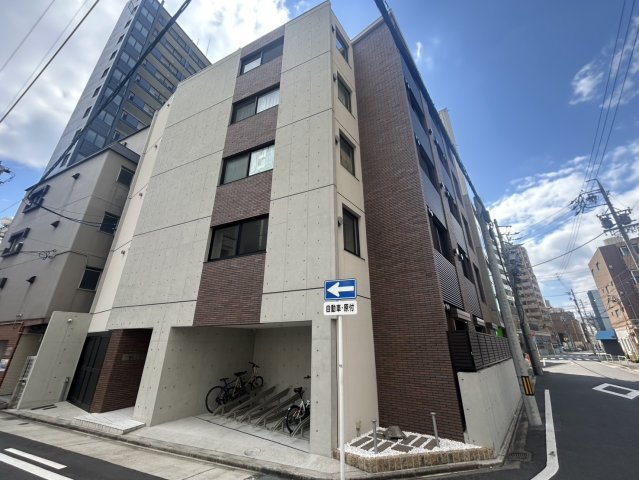 建物外観　WELL COURT CHIYODA