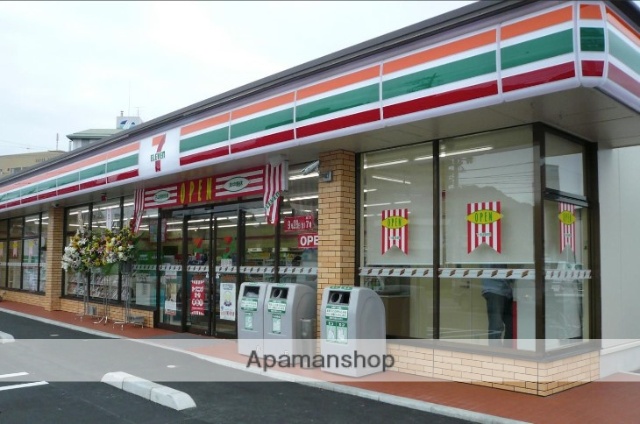 コンビニ　セブンイレブン横浜洲崎店（コンビニ）まで112m