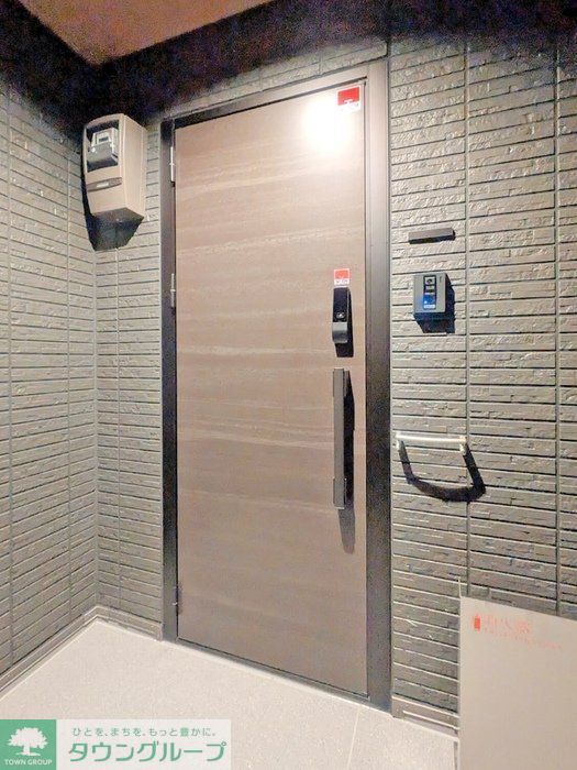 エントランス　同タイプ参考写真