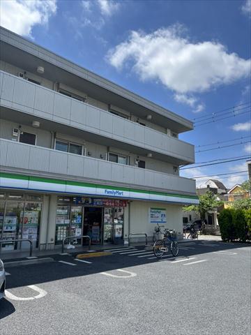 コンビニ　ファミリーマート鹿骨前沼橋店（コンビニ）まで508m