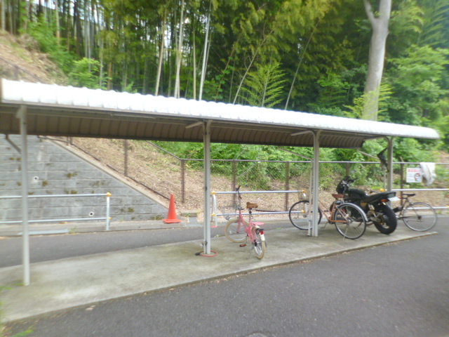 その他共有部分　屋根付き駐輪場