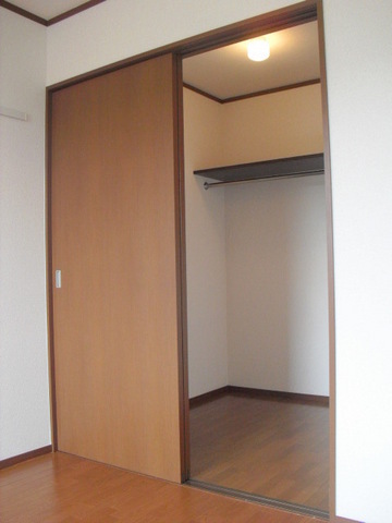 収納　たっぷり収納ウォークインクローゼット