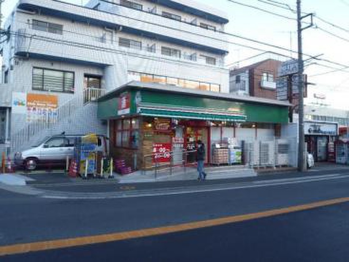 スーパー　まいばすけっと（スーパー）まで585m