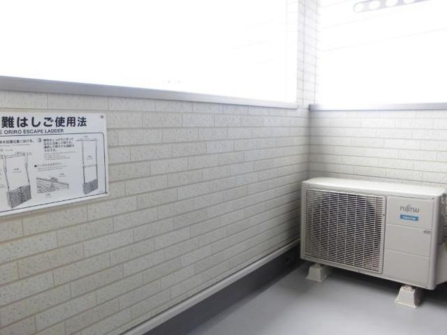 バルコニー　図面と現状に相違がある場合には現状を優先