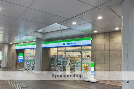 コンビニ　ファミリーマート品川シーサイド店（コンビニ）まで395m