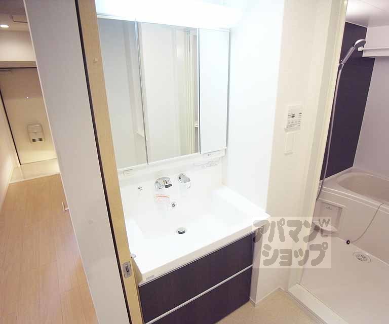 洗面設備　ホテルのような洗面台！