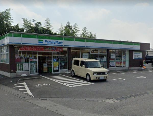 コンビニ　ファミリーマート 岩槻本宿店（コンビニ）まで579m