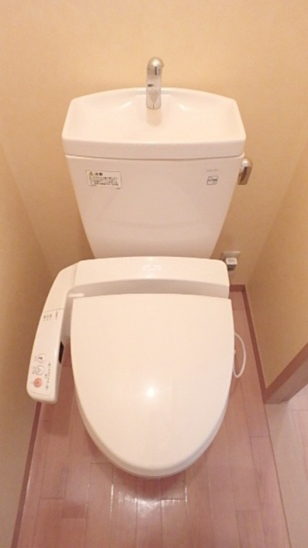トイレ　図面と現状に相違がある場合には現状を優先