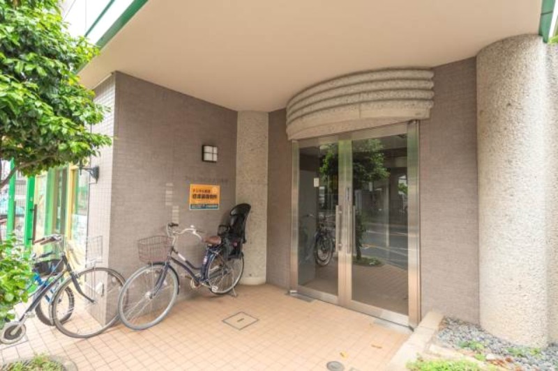 エントランス　明るいエントランス☆