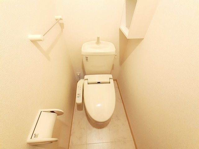 トイレ　コンパクトで使いやすいトイレです