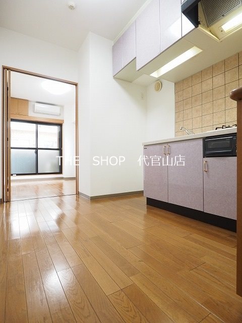 居室・リビング　ゆとりのダイニングスペース。