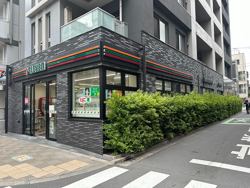 コンビニ　セブンイレブン 荒川東日暮里6丁目店（コンビニ）まで260m
