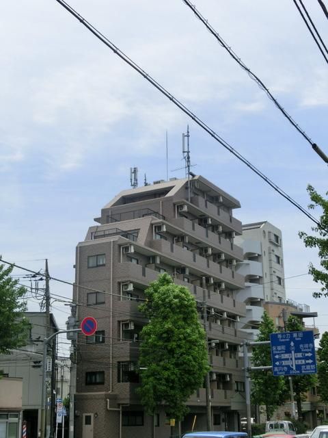 建物外観　駅まで徒歩13分