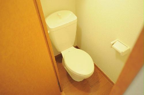 レオパレスフィオーレのトイレ写真