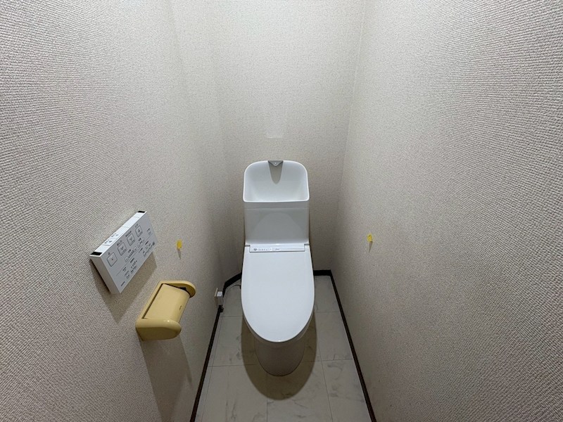 トイレ　別部屋参照
