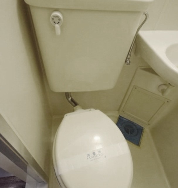 トイレ　別部屋同仕様