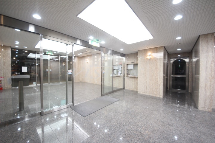地下鉄御堂筋線 東三国駅 徒歩5分 14階建 築39年の外観写真