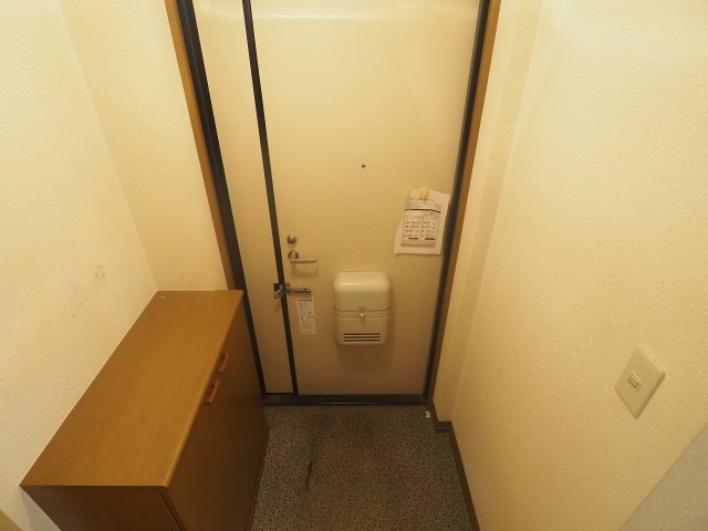 セルビシオ本山の玄関写真
