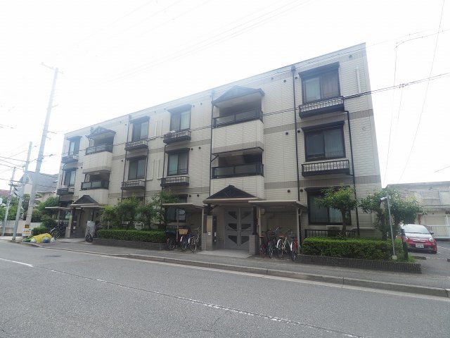 セルビシオ本山の外観写真