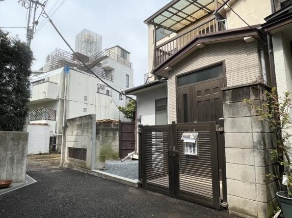 エントランス　エントランス