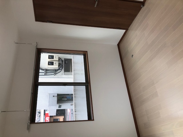 ホープさかえの居間写真