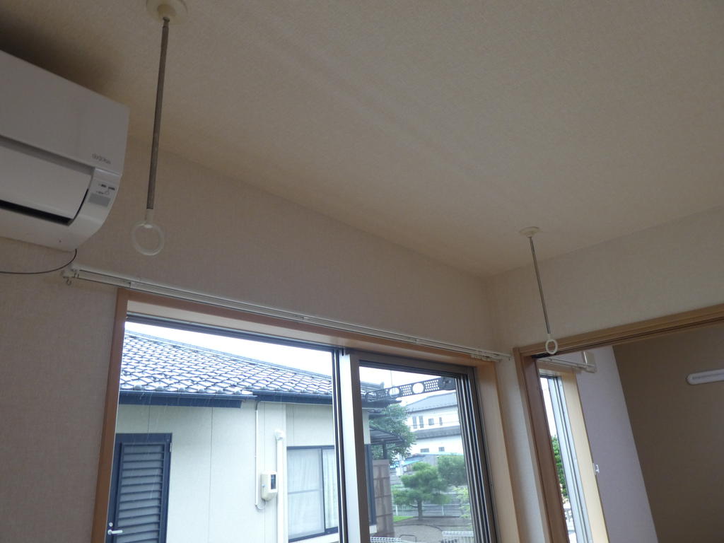 その他設備　室内物干しが便利です♪
