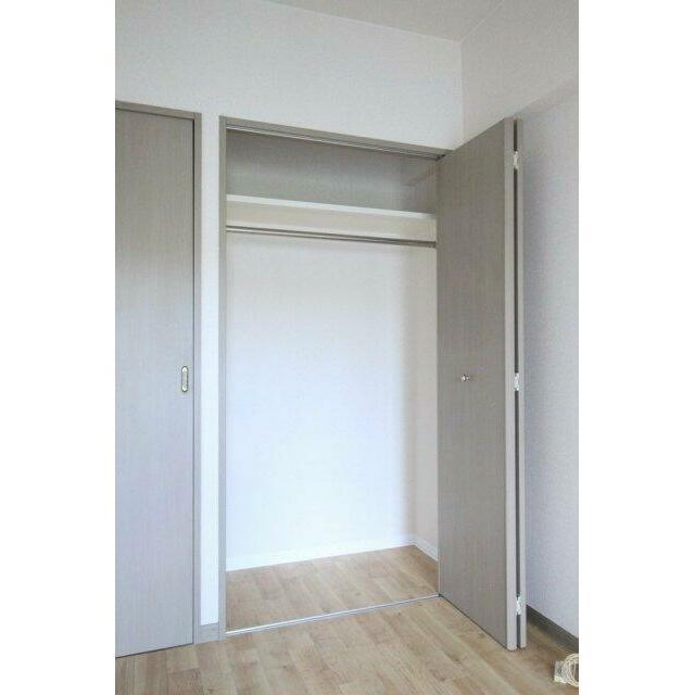 収納　クローゼット