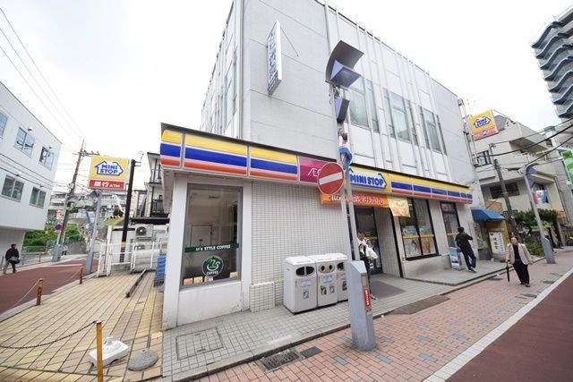 コンビニ　ミニストップ二俣川店（コンビニ）まで408m