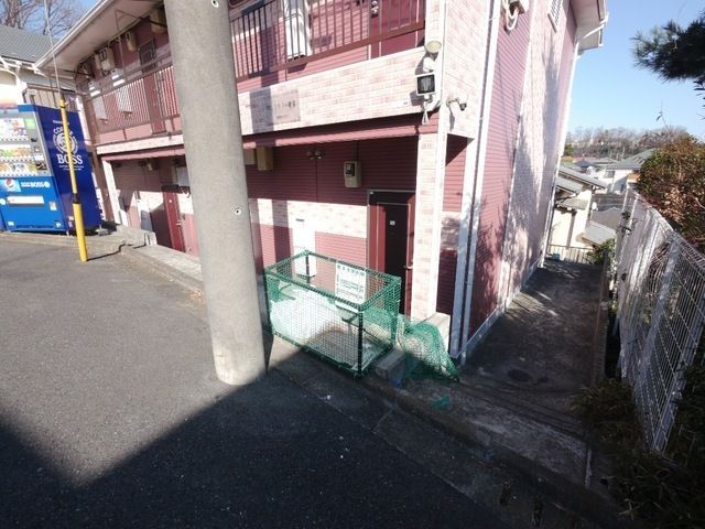 その他共有部分　★敷地内のごみ置場です★