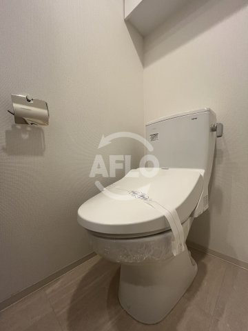 セレニテ江坂ルフレのトイレ写真