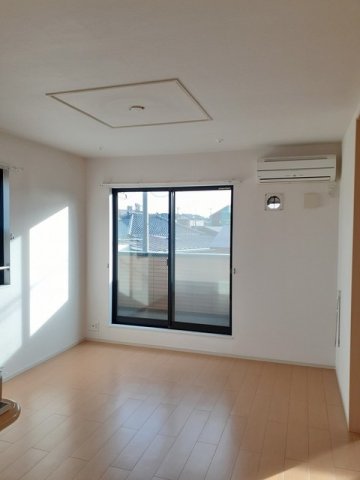 居室・リビング　ゆったり過ごせる居間です
