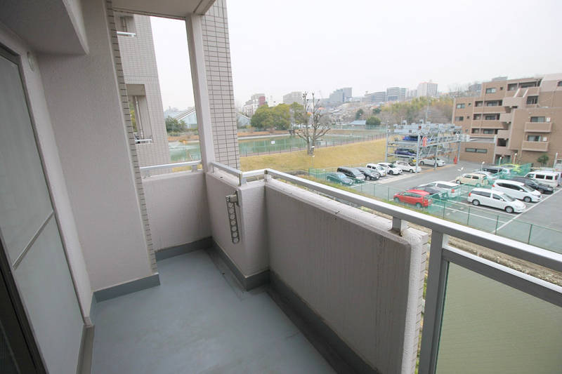 北大阪急行 桃山台駅 徒歩13分 5階建 築30年の内装写真