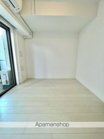 レジディア南品川の居間写真