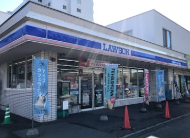 コンビニ　ローソン札幌北7条東店（コンビニ）まで291m