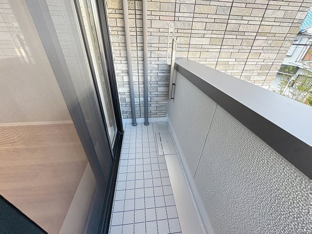 バルコニー　掲載写真は空室の別部屋を掲載しております。実際のお部屋と仕様