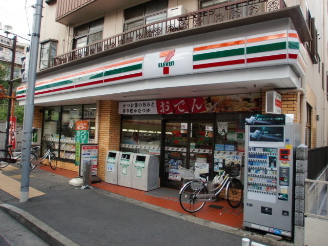 コンビニ　セブンイレブン渋谷本町店（コンビニ）まで189m