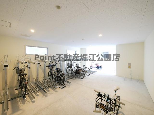地下鉄谷町線 谷町六丁目駅 徒歩7分 8階建 築8年の外観写真