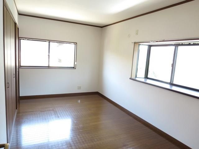 その他部屋・スペース　★2面採光の明るい居室★