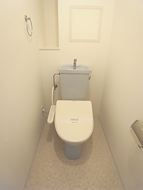 トイレ　コンパクトで使いやすいトイレです
