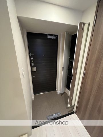 地下鉄谷町線 中崎町駅 徒歩7分 13階建 築7年の玄関写真