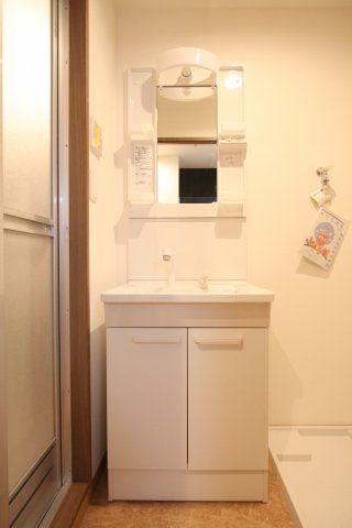 洗面設備　（別タイプ参考写真）ＬＵＡＮＡ　北区王子2
