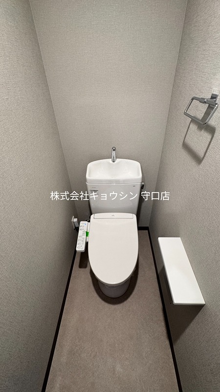 京阪本線 門真市駅 徒歩3分 9階建 築1年のトイレ写真