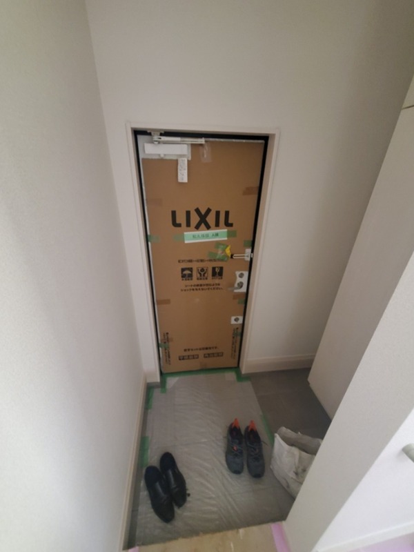 グランソフィア曽谷一丁目 Aの玄関写真