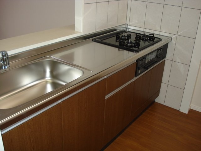 カーフェイのキッチン写真