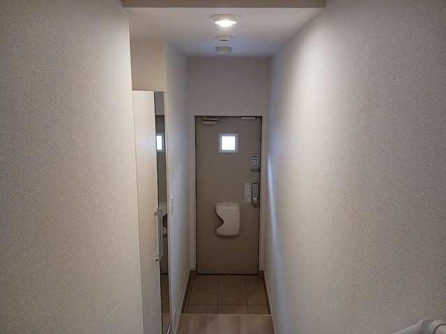 ＪＲ身延線 甲斐住吉駅 徒歩12分 3階建 築1年の玄関写真