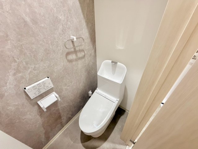 クリエオーレ新堂IIのトイレ写真