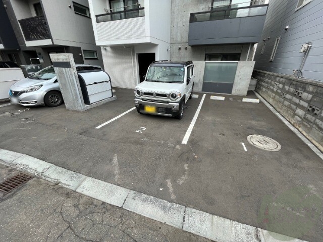 駐車場　駐車場その他