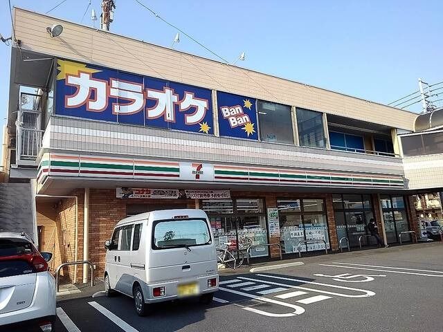 コンビニ　セブンイレブン越谷東越谷3丁目店（コンビニ）まで369m