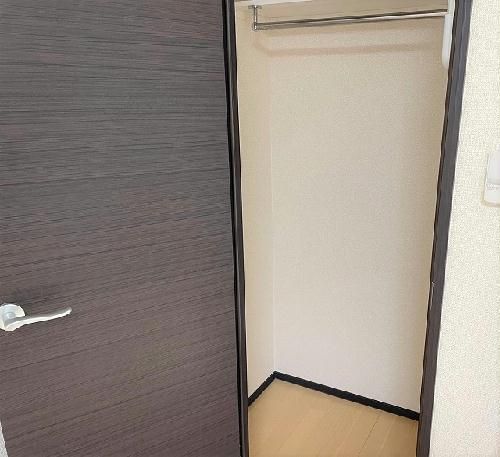 クレイノモアナルア ドエルの内装写真